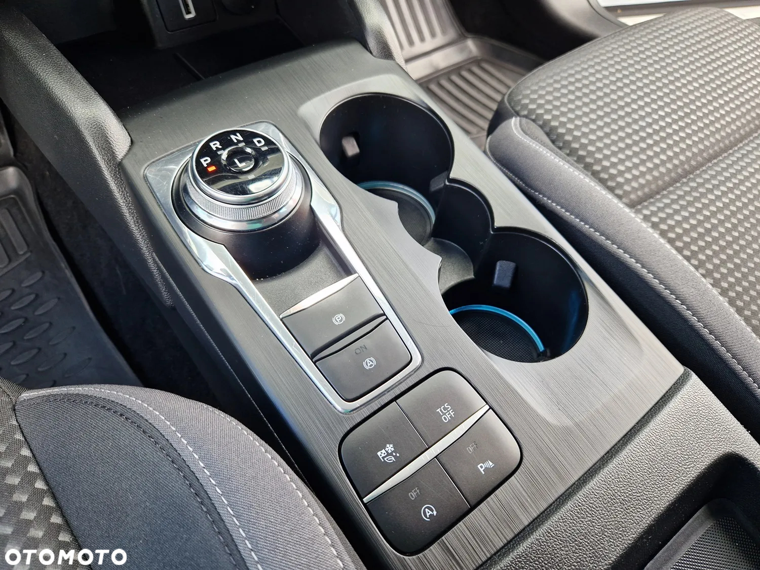 Ford Focus Turnier 1.5 EcoBlue Start-Stopp-System COOL&CONNECT DESIGN - 30