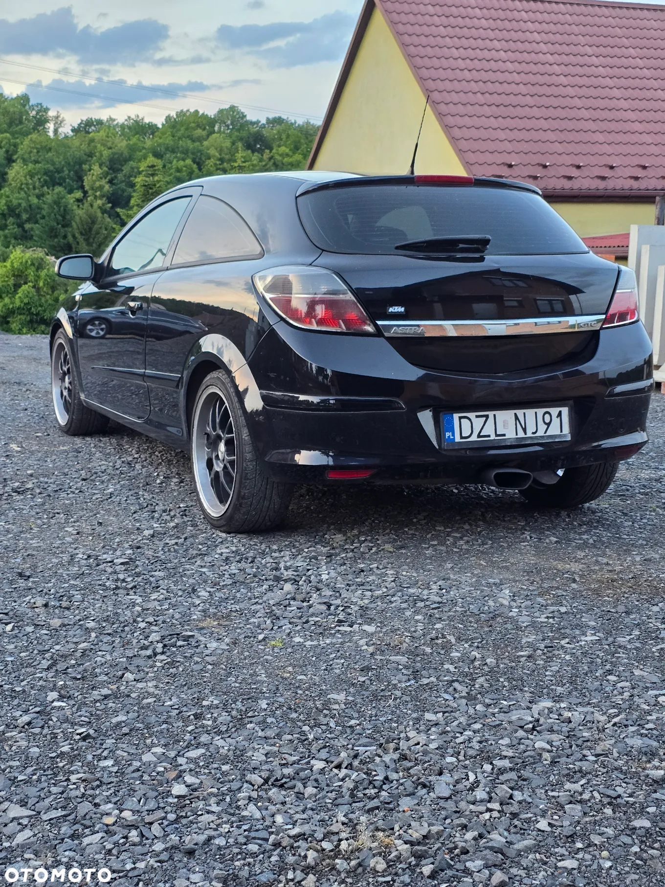 Opel Astra III GTC 1.6 Enjoy - 4