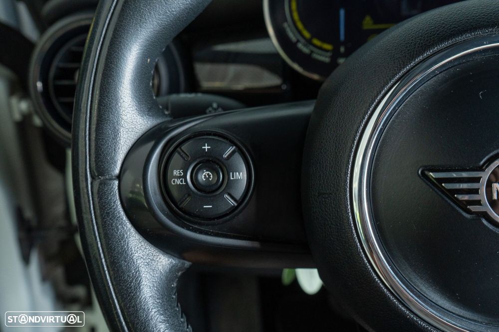 MINI 3 Portas Cooper SE Premium Essential - 10