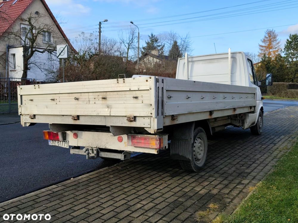 Mercedes-Benz Sprinter - 4