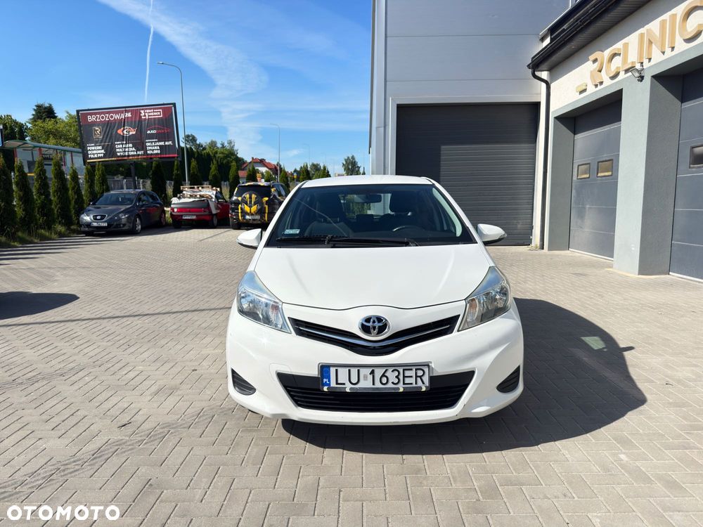 Toyota Yaris - 2