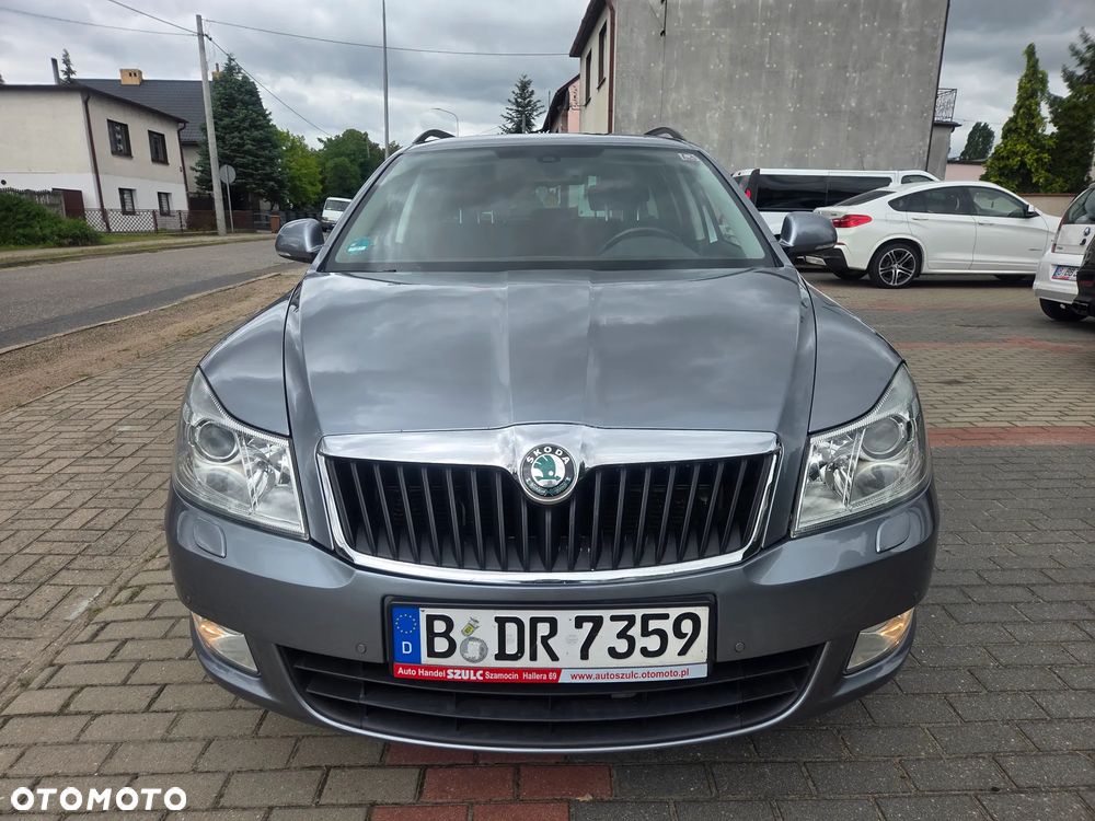 Skoda Octavia - 2