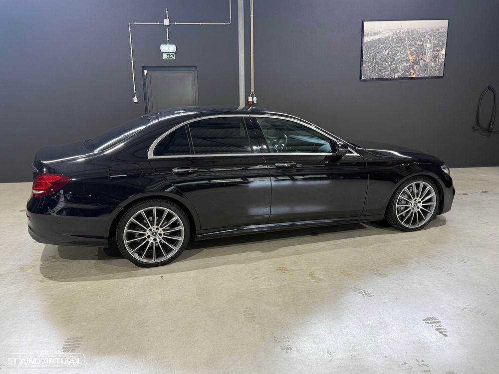 Mercedes-Benz E 300 d AMG Line - 12