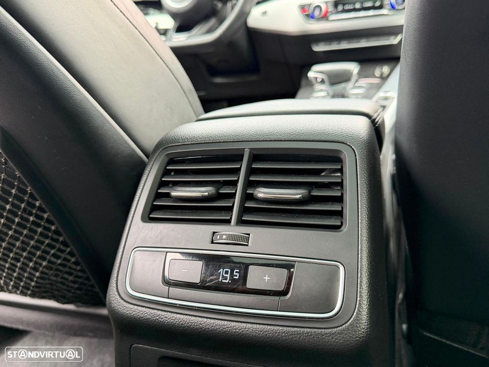 Audi A4 Avant 2.0 TDI S-line S tronic - 32