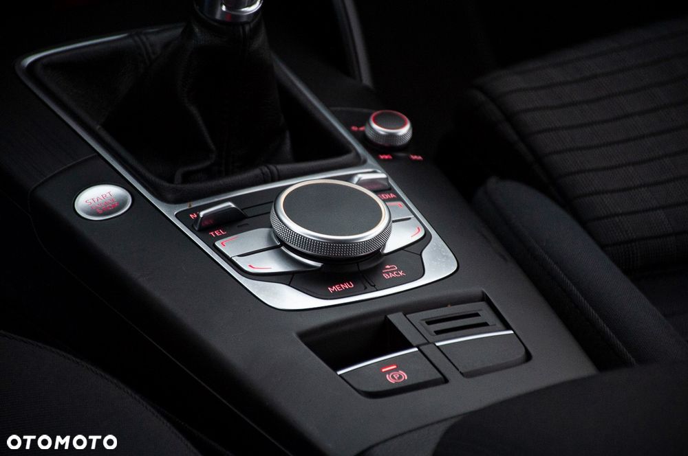 Audi A3 Sportback 2.0 TDI quattro sport - 32