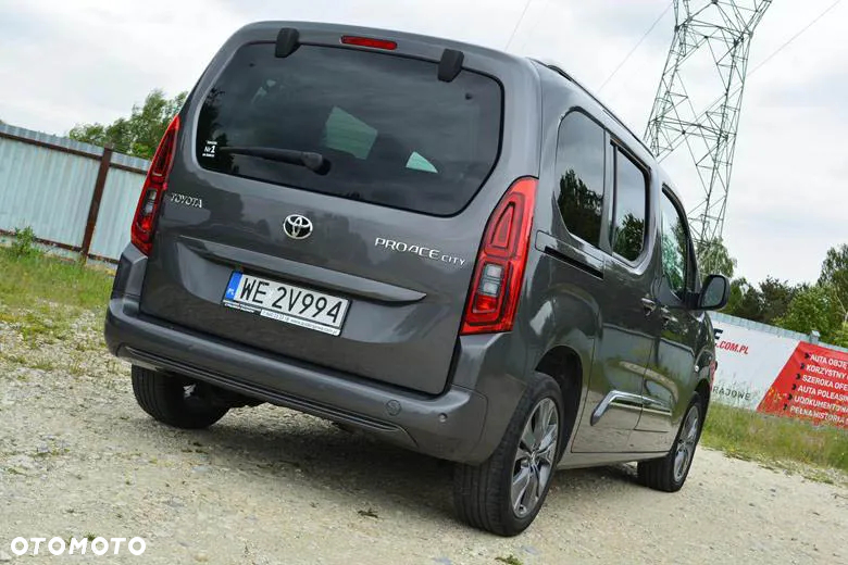 Toyota Proace City Verso 1.5 D-4D Family - 4