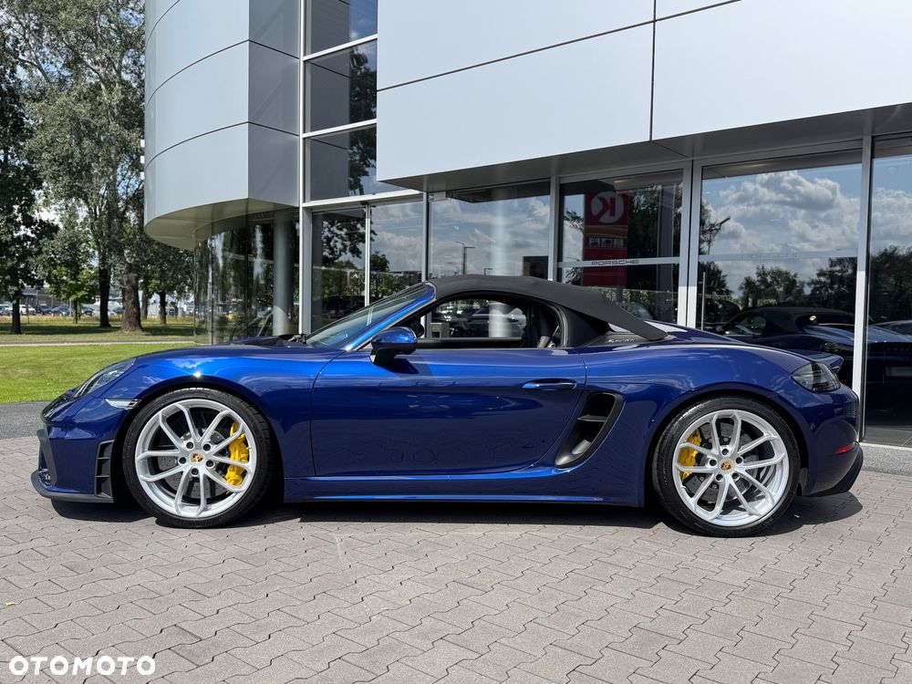 Porsche 718 Spyder - 4