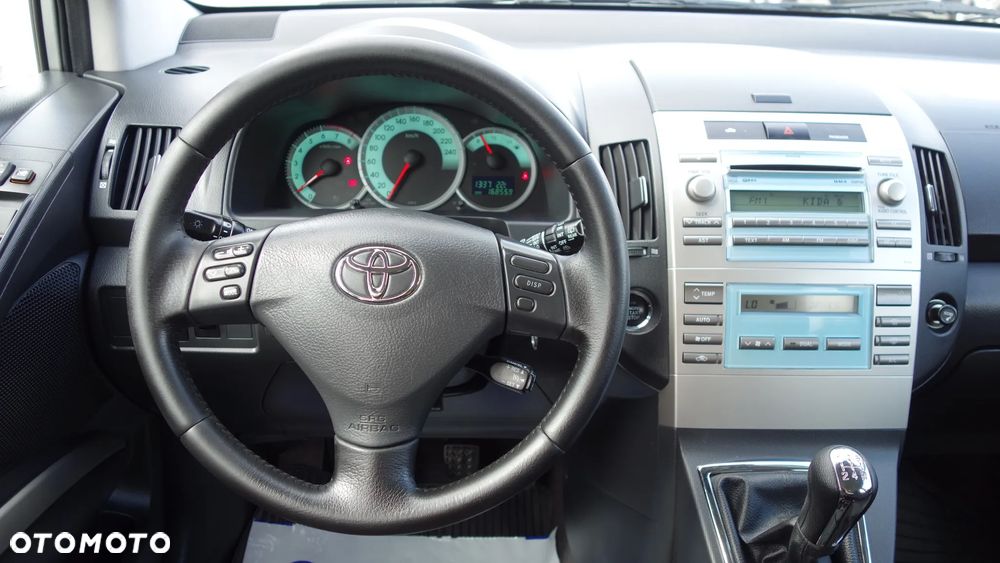 Toyota Corolla Verso 1.8 Premium + 7os - 21