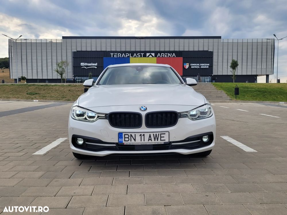 BMW Seria 3 320d xDrive AT Sport Line - 3