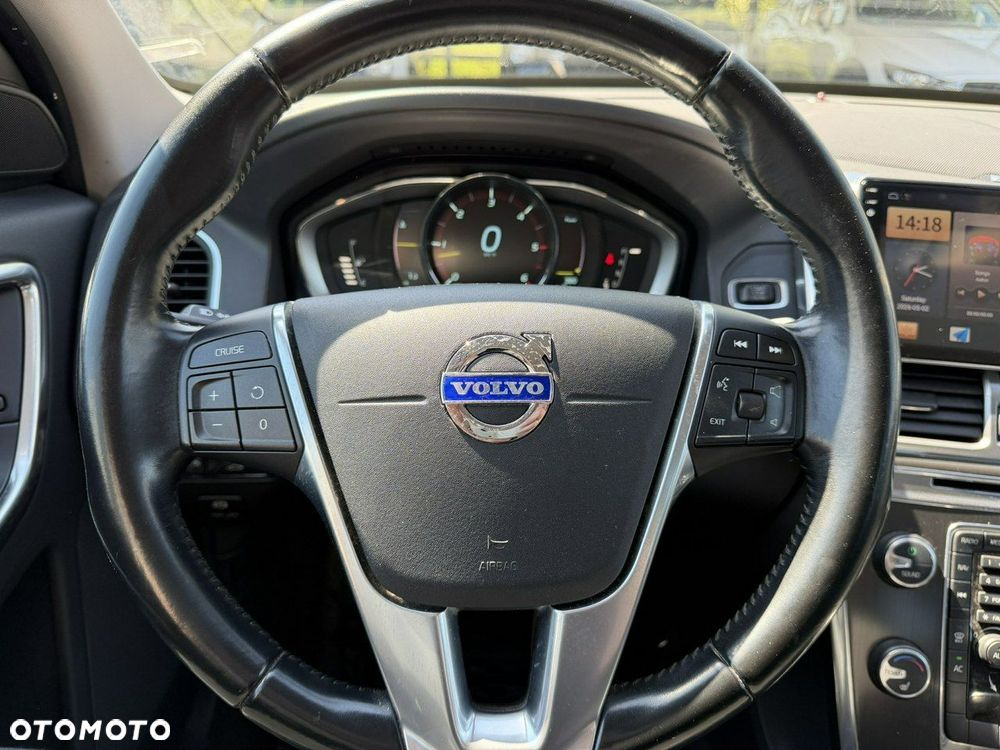 Volvo XC 60 2.4D AWD - 17