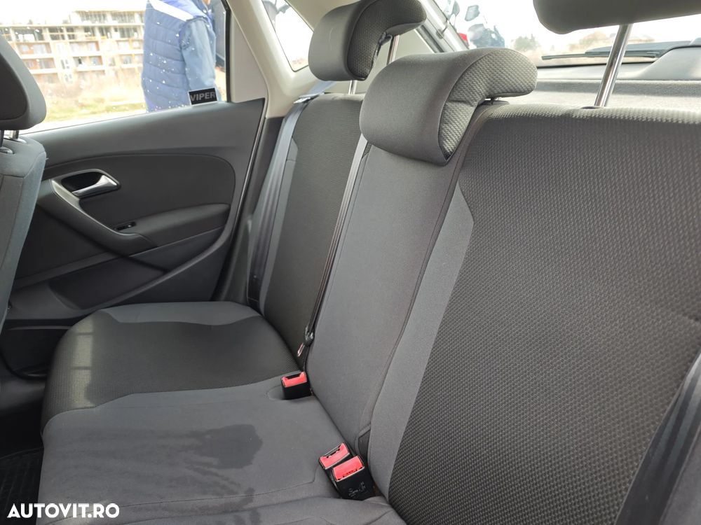 Volkswagen Polo - 5