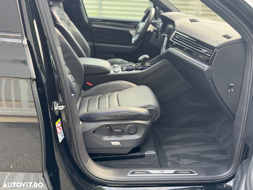 Volkswagen Touareg V6 TSI eHybrid PHEV R - 9