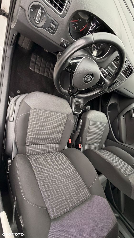 Volkswagen Polo - 26