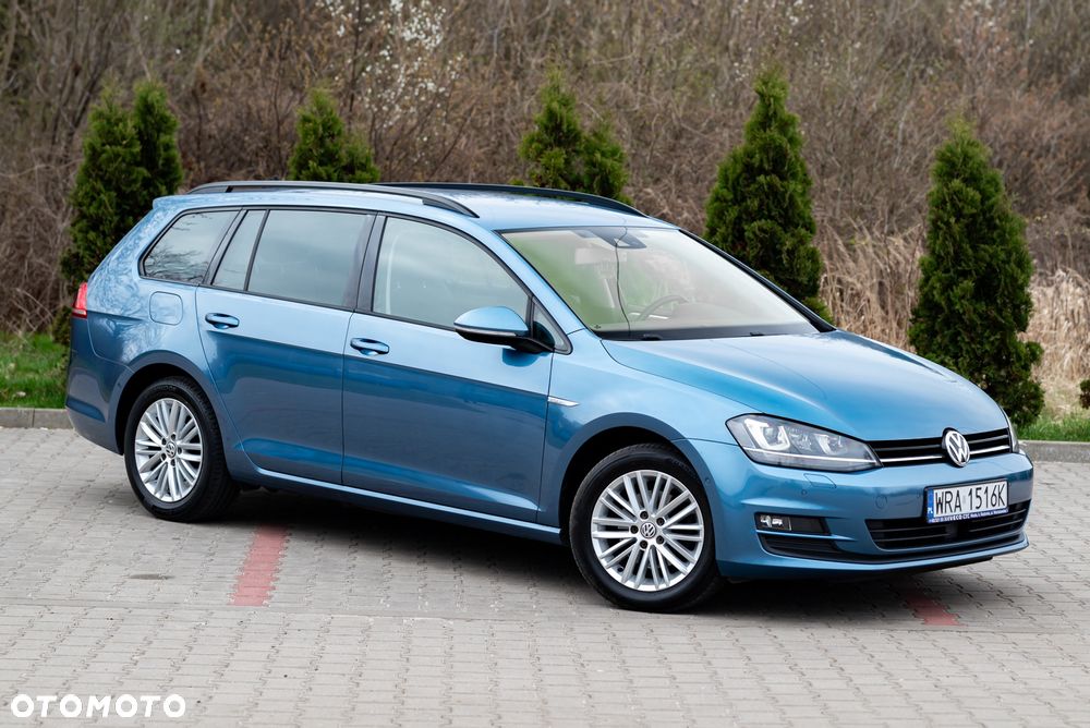 Volkswagen Golf 1.6 TDI DPF BlueMotion Technology DSG Comfortline - 2