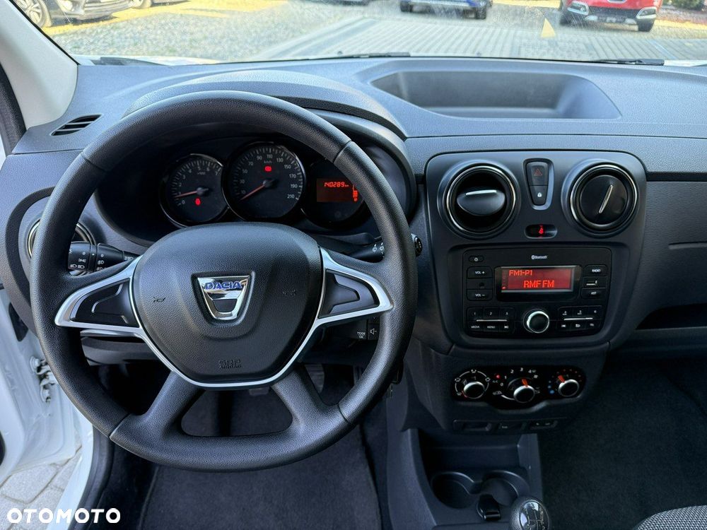 Dacia Lodgy SCe 100 Essential - 15