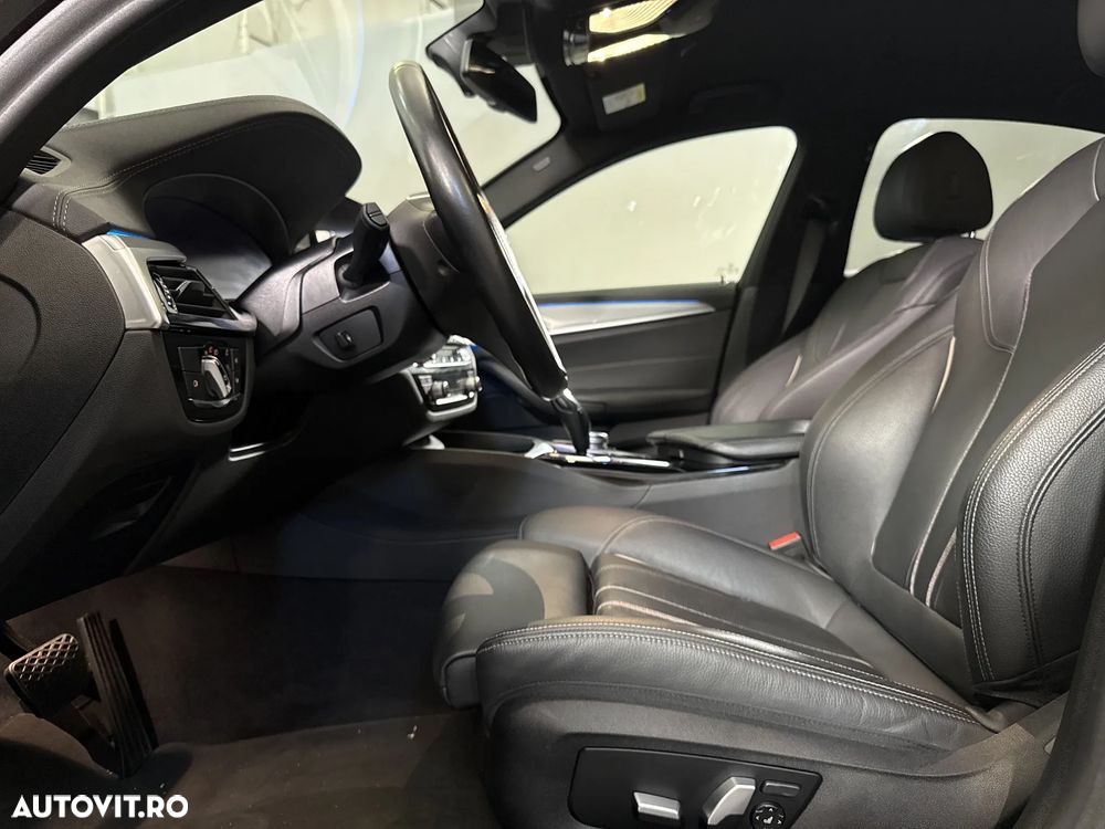 BMW Seria 5 530e xDrive Aut. Luxury Line - 25