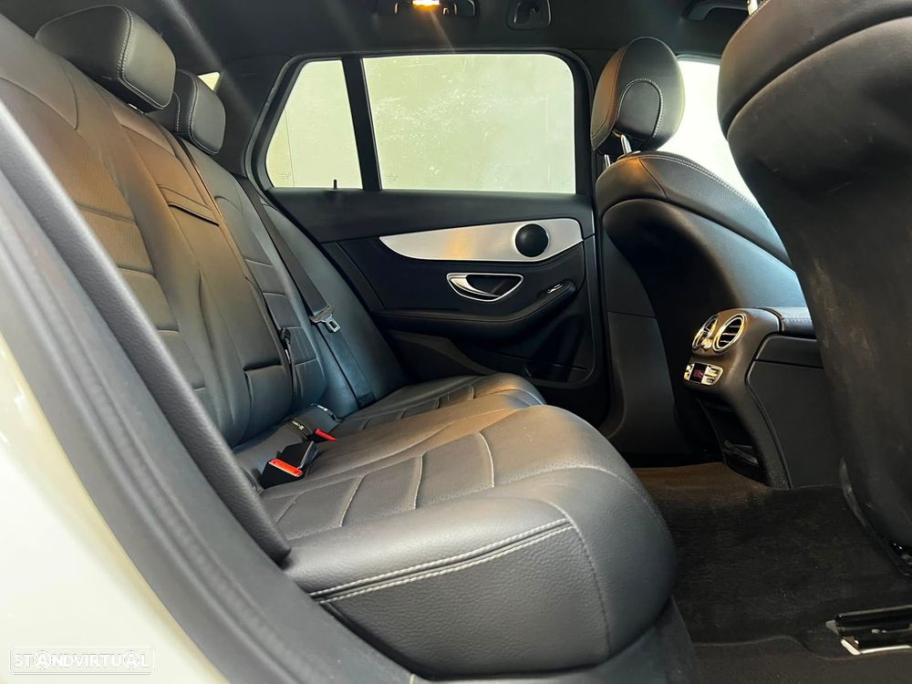 Mercedes-Benz C 300 BlueTEC Hybrid AMG Line - 18