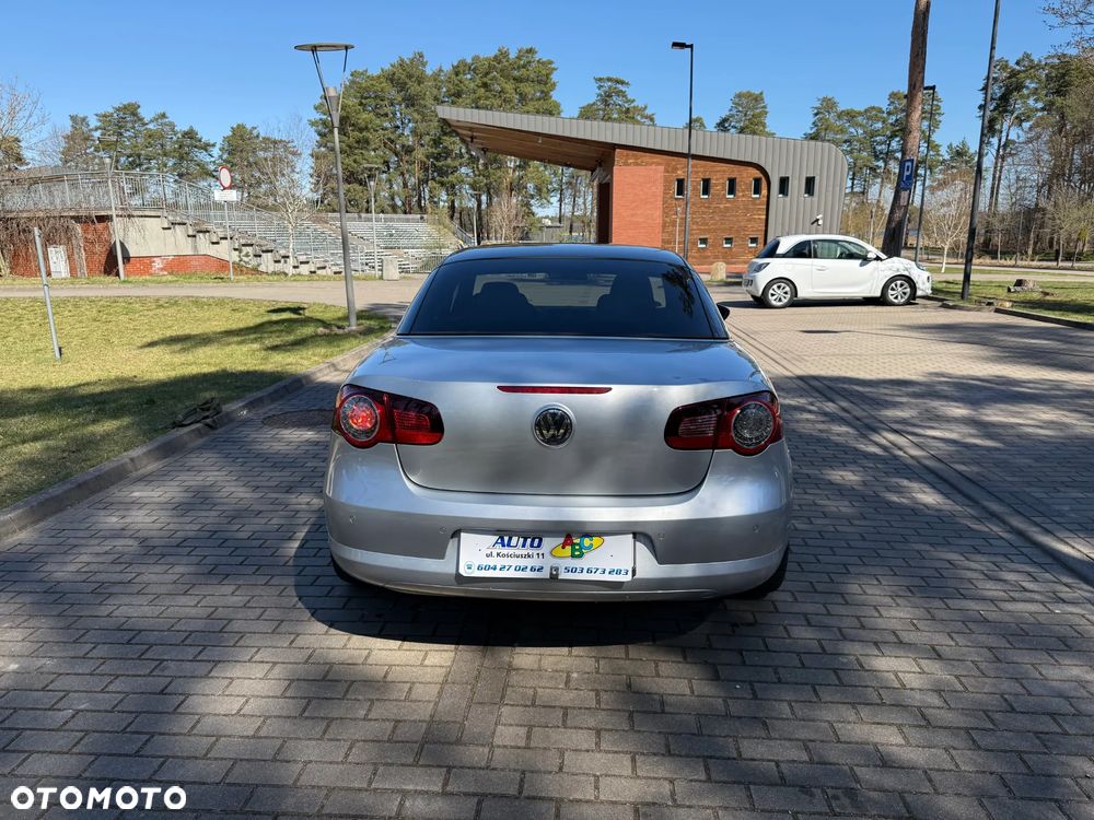 Volkswagen Eos - 9