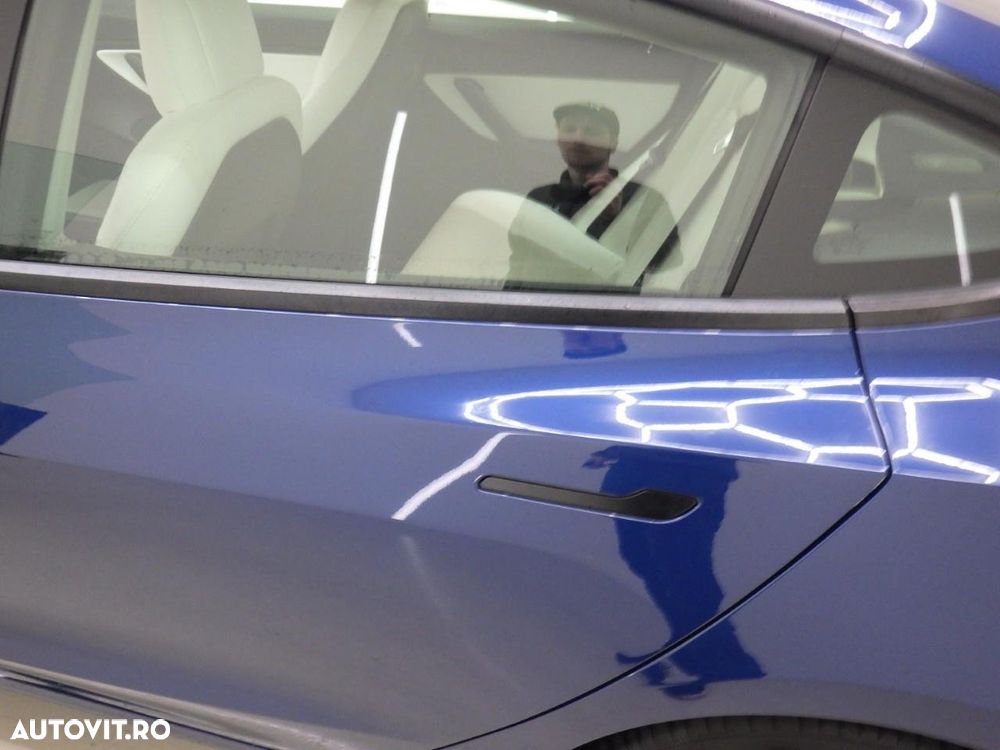 Tesla Model 3 Langstreckenbatterie Allradantrieb Dual Motor - 13