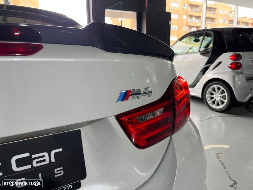BMW M4 Auto - 44