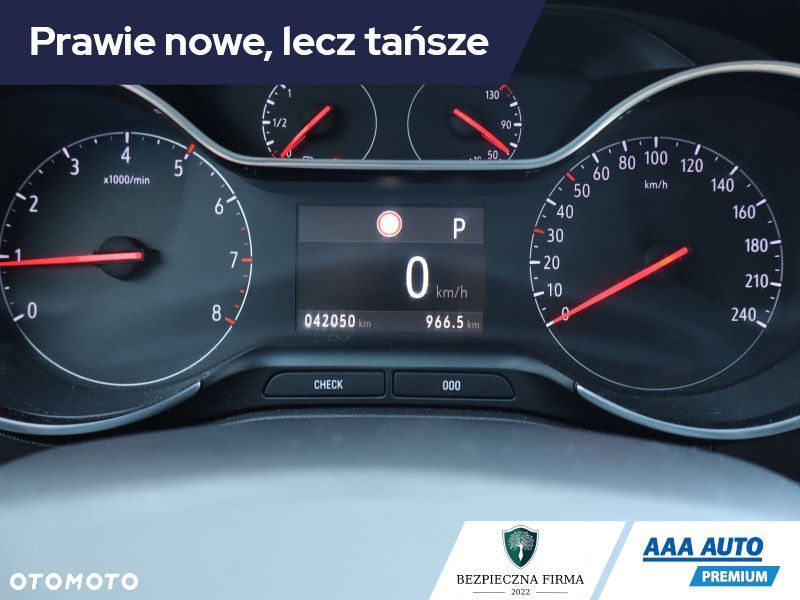 Opel Crossland X - 13