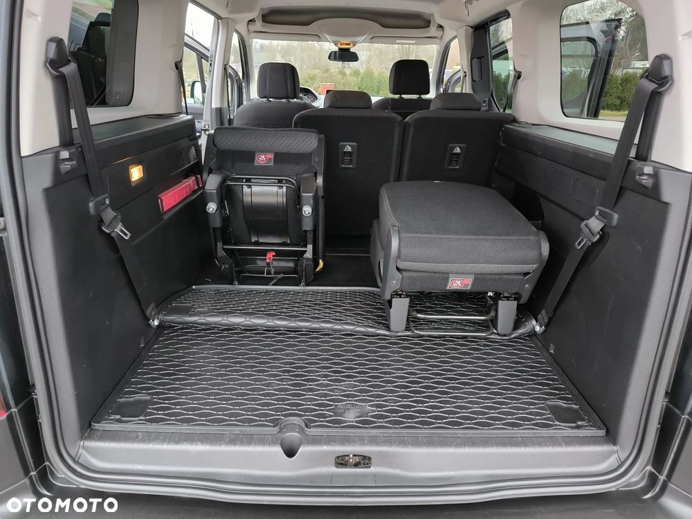 Peugeot Rifter Long 1.5 BlueHDI Allure S&S (7-os.) - 36