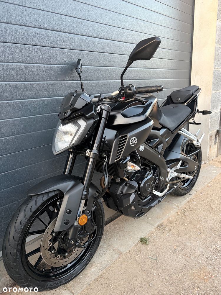 Yamaha MT - 4