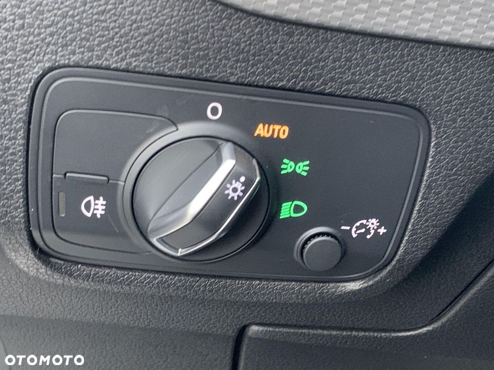 Audi Q2 35 TFSI Advanced S tronic - 23