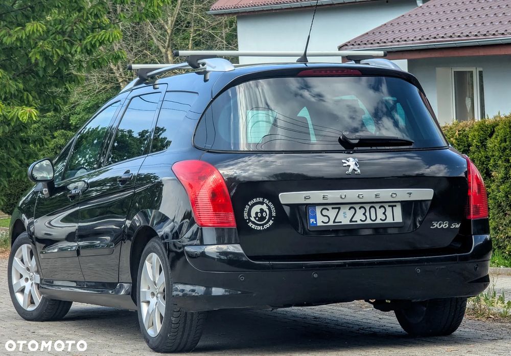 Peugeot 308 - 33