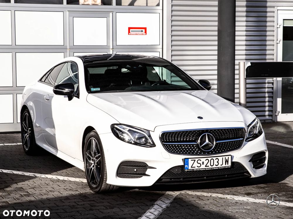 Mercedes-Benz Klasa E 220 d 4-Matic 9G-TRONIC - 11