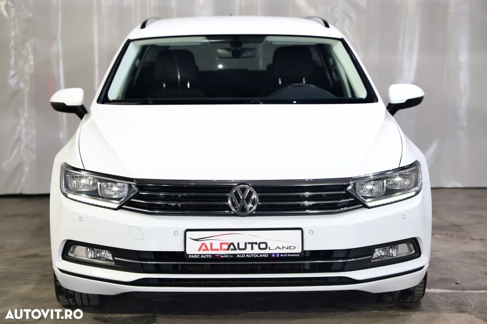 Volkswagen Passat 1.6 TDI Comfortline - 36
