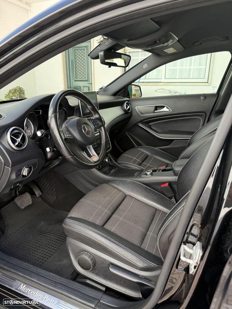 Mercedes-Benz GLA 200 - 2