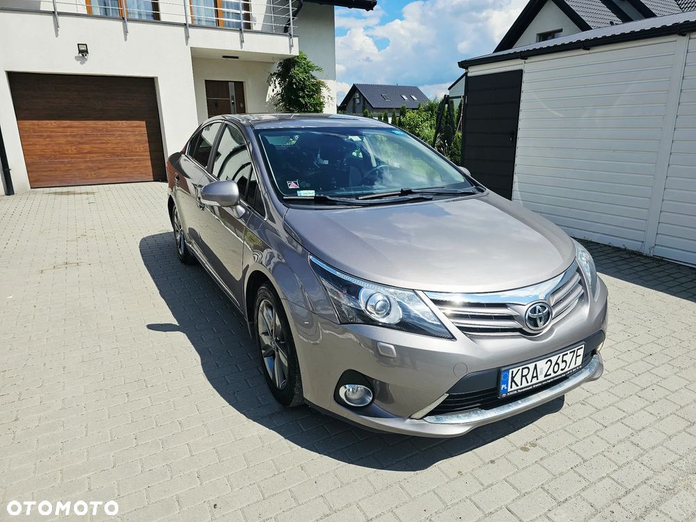 Toyota Avensis 1.8 Prestige - 12