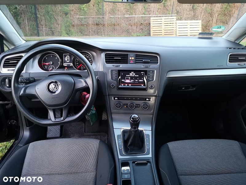 Volkswagen Golf 1.6 TDI BlueMotion Trendline - 10