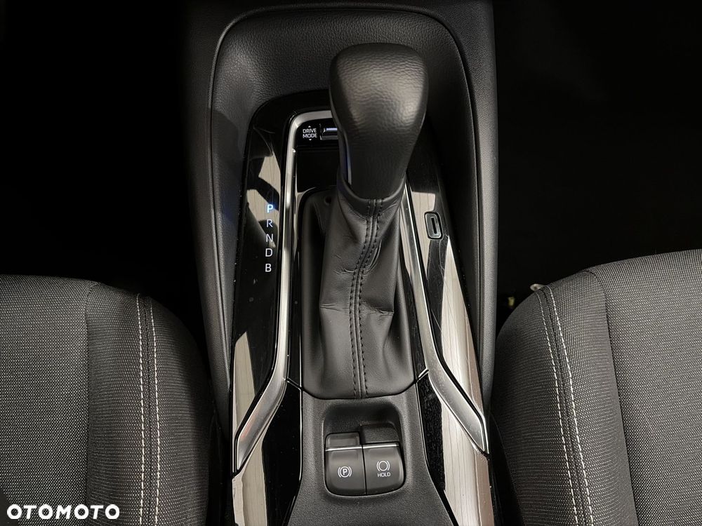 Toyota Corolla 1.8 Hybrid Comfort - 19