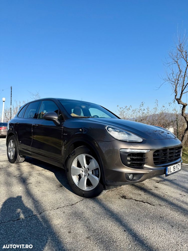 Porsche Cayenne - 15