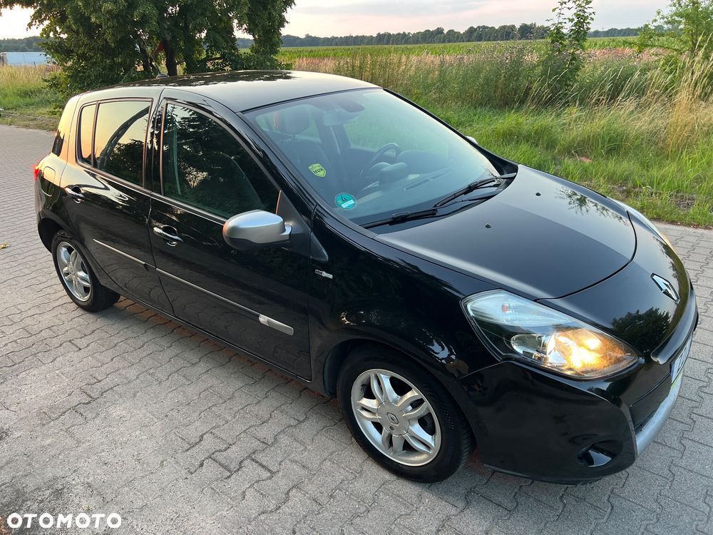 Renault Clio 1.6 16V Night&Day - 17