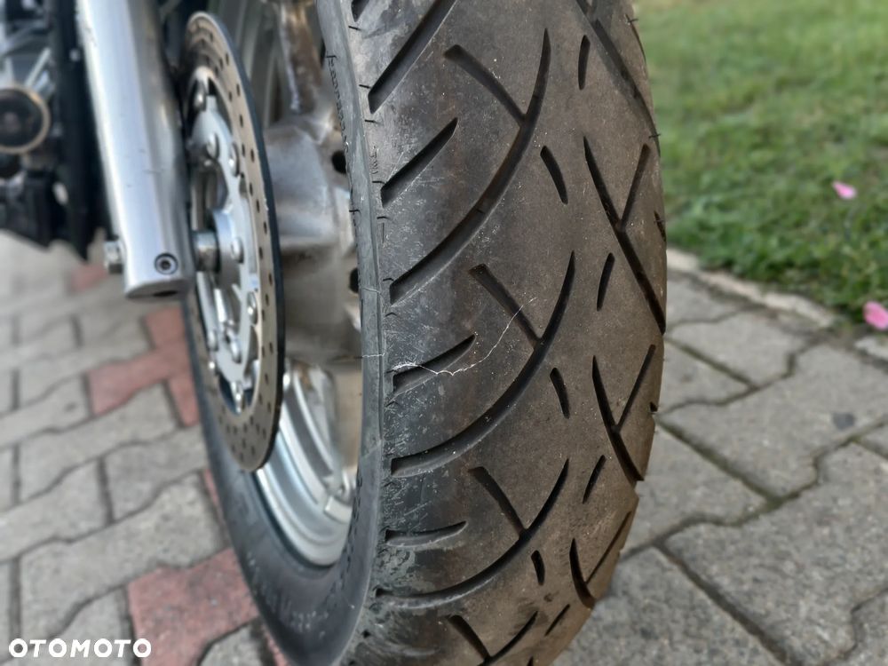 Yamaha XVS - 12