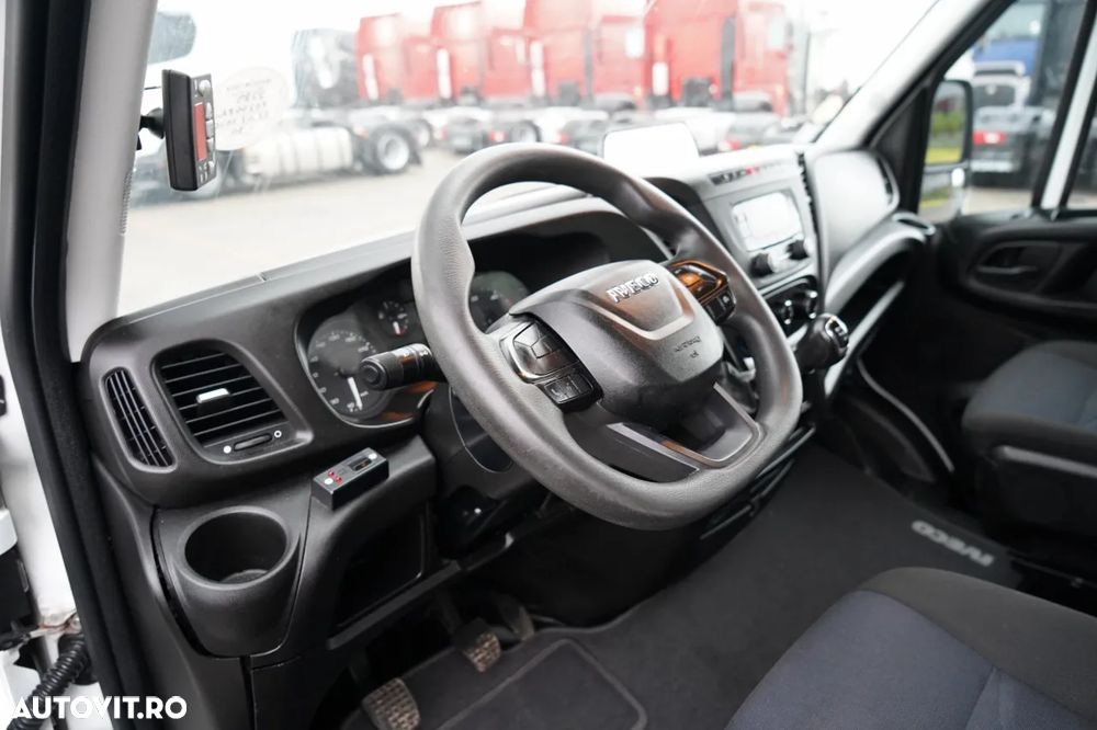 Iveco DAILY 35-140 / FRIGORIFER / PULSOR 400 UNITATE / LIFT / TWIN / - 25