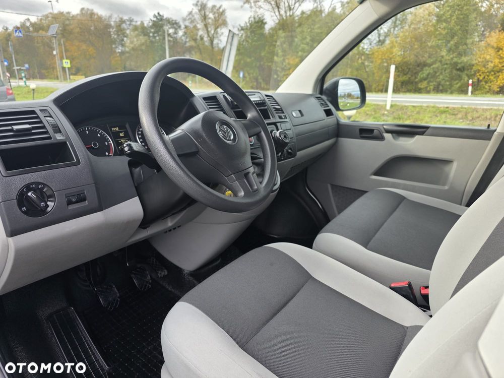 Volkswagen Transporter - 17
