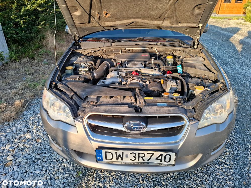 Subaru Legacy - 13