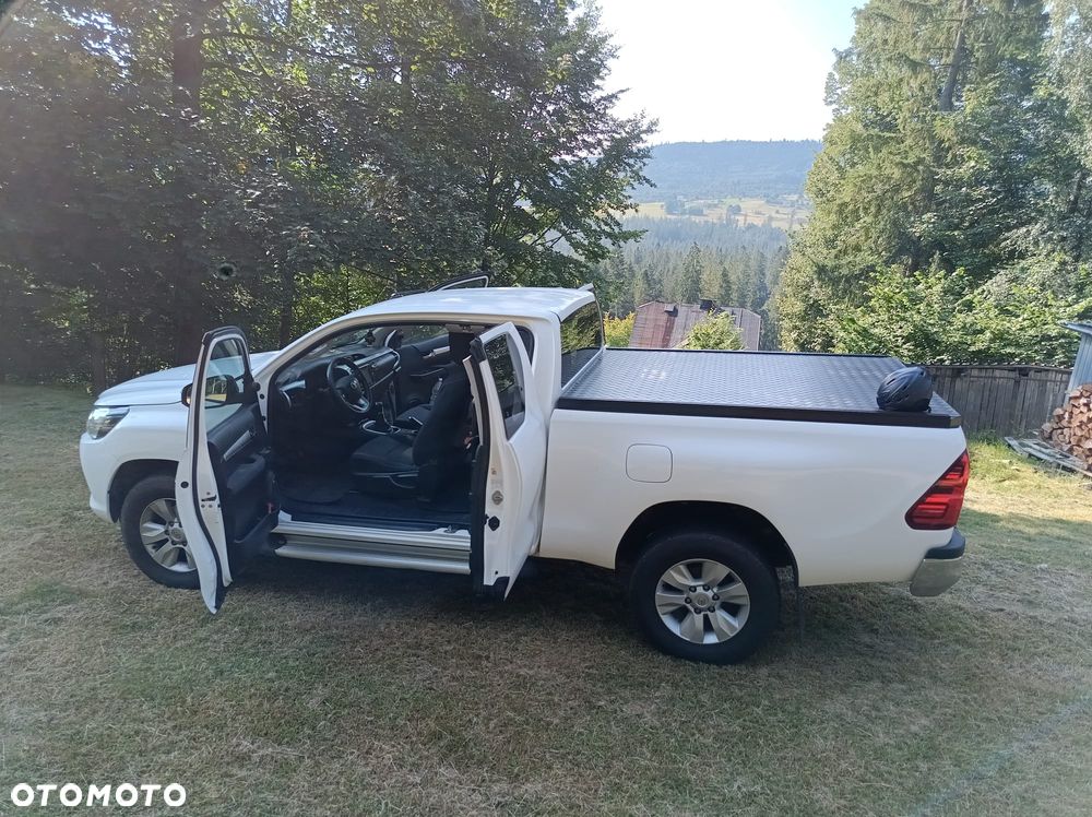 Toyota Hilux 4x4 Extra Cab Duty Comfort - 1