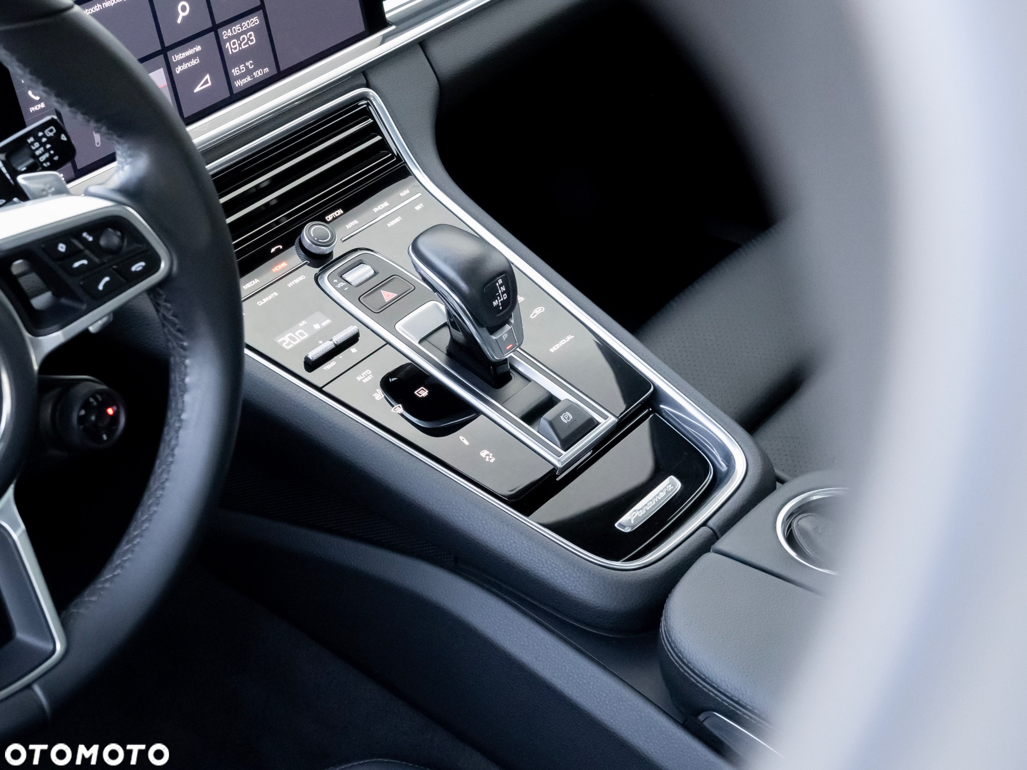 Porsche Panamera 4 10 Years Edition - 24
