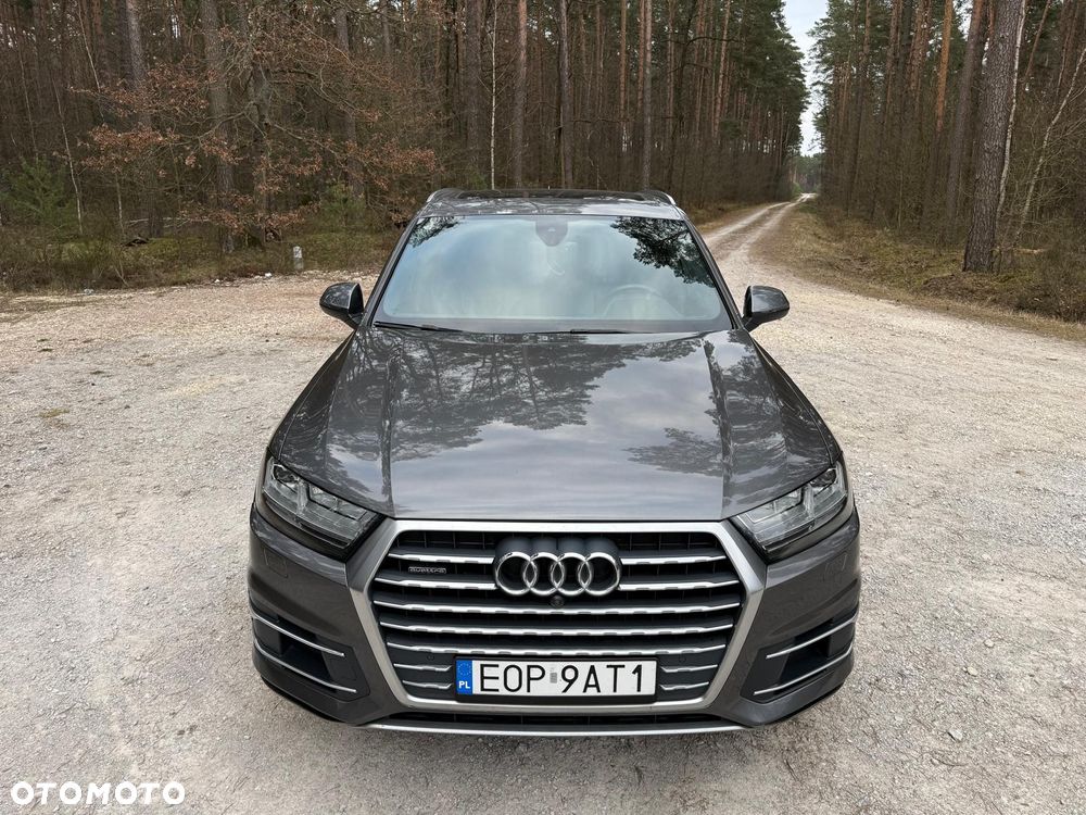 Audi Q7 - 11