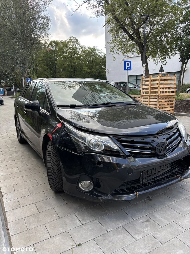 Toyota Avensis 1.8 Sol plus NAVI - 6