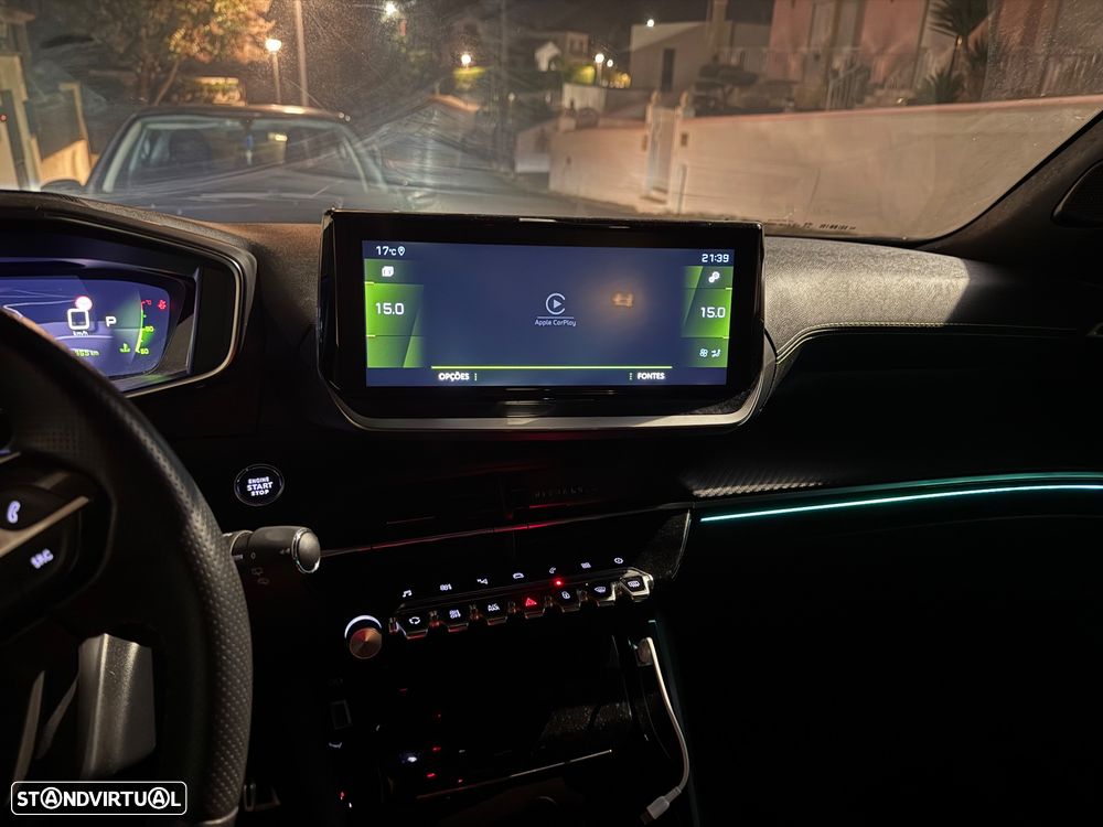 Peugeot 2008 1.2 PureTech GT Line EAT8 - 8