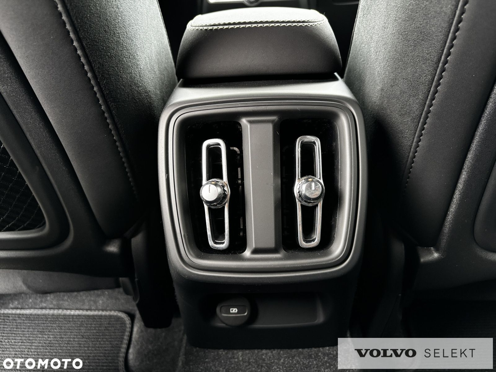 Volvo XC 40 - 20