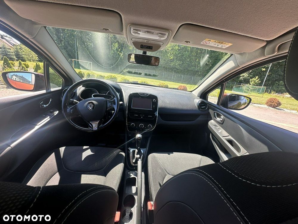 Renault Clio - 12