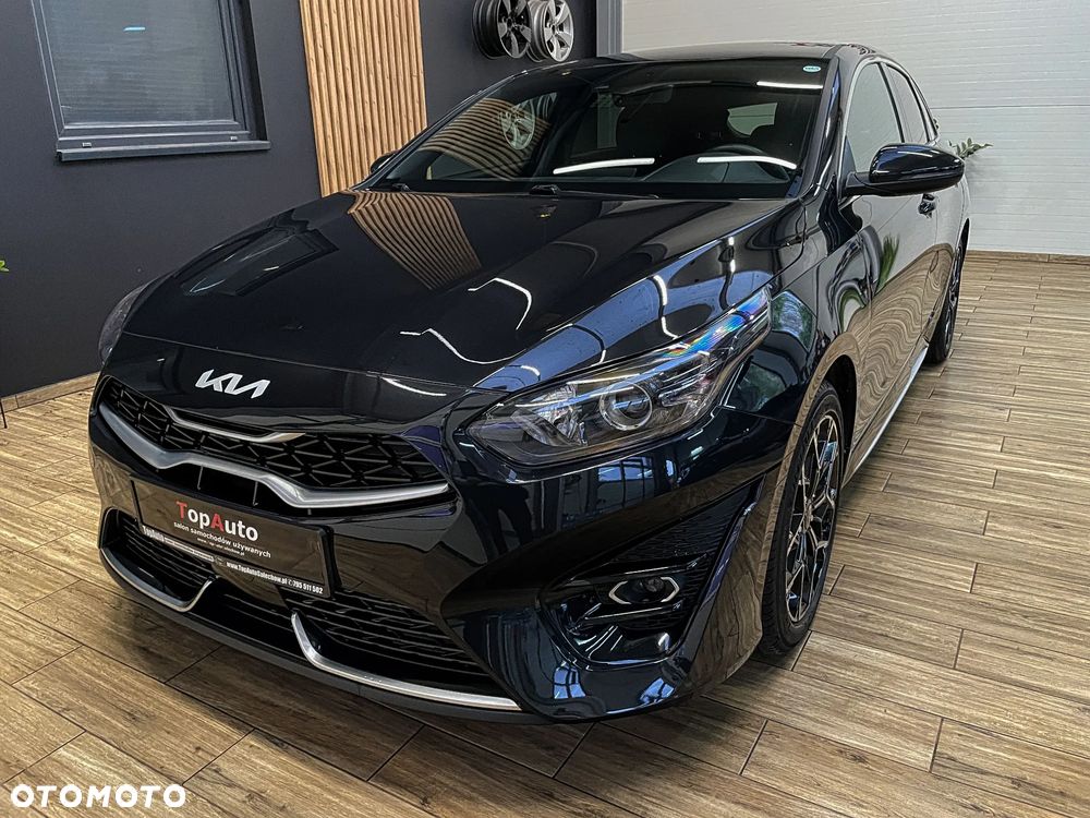 Kia ProCeed - 13
