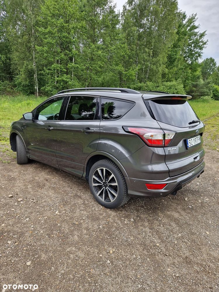 Ford Kuga 2.0 TDCi 4x4 ST-Line - 14